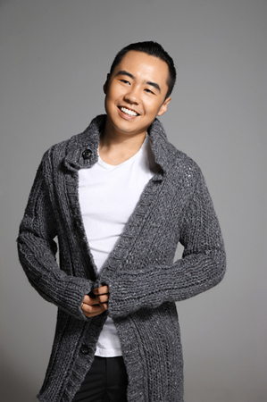 《英雄祭》赵晓苏变神枪手 首拍枪戏过瘾