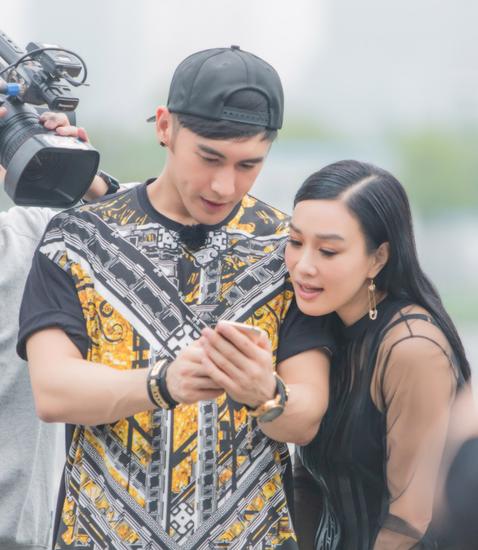 如果爱2钟丽缇见张伦硕父母