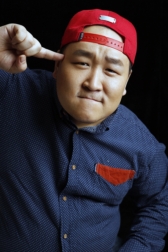 尹熙水首演话剧20日上演演绎纯真爱情