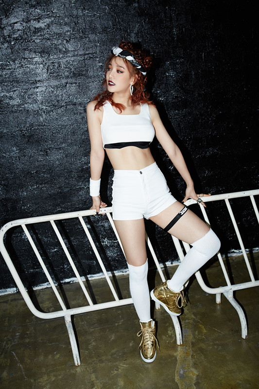 陆翊新曲要你注意首发诠释电力爱情