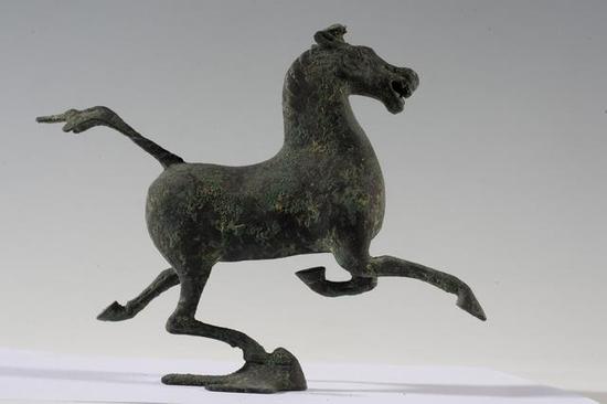 马踏飞燕 汉 青铜器