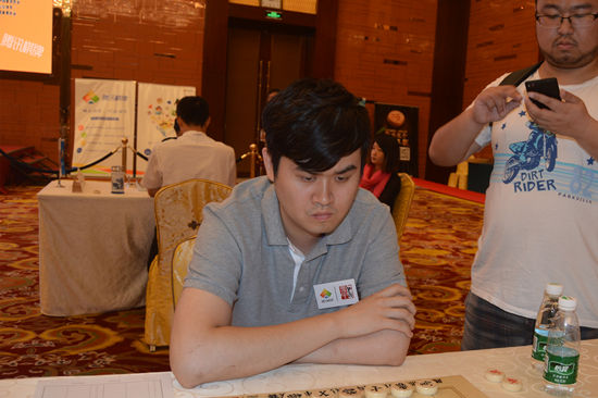 王天一在比赛中