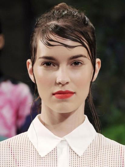 六款湿发造型给你的夏日降降温