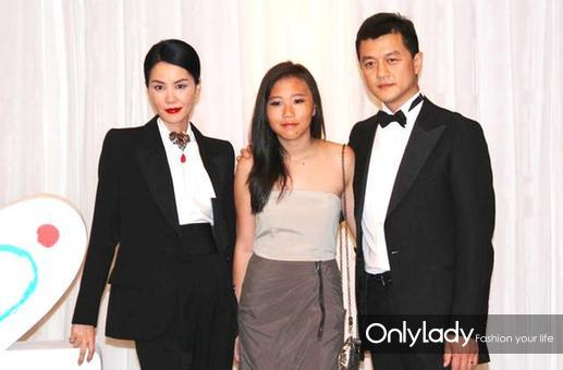 窦靖童穿搭图片（窦靖童女装）-第2张图片-潮百科