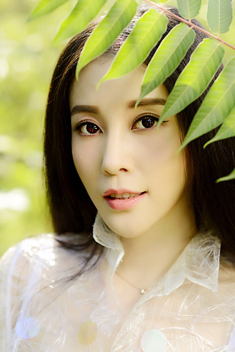 绝地刀锋刘雨鑫演女特务使出美人计