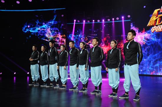 沈阳大学啦啦操3