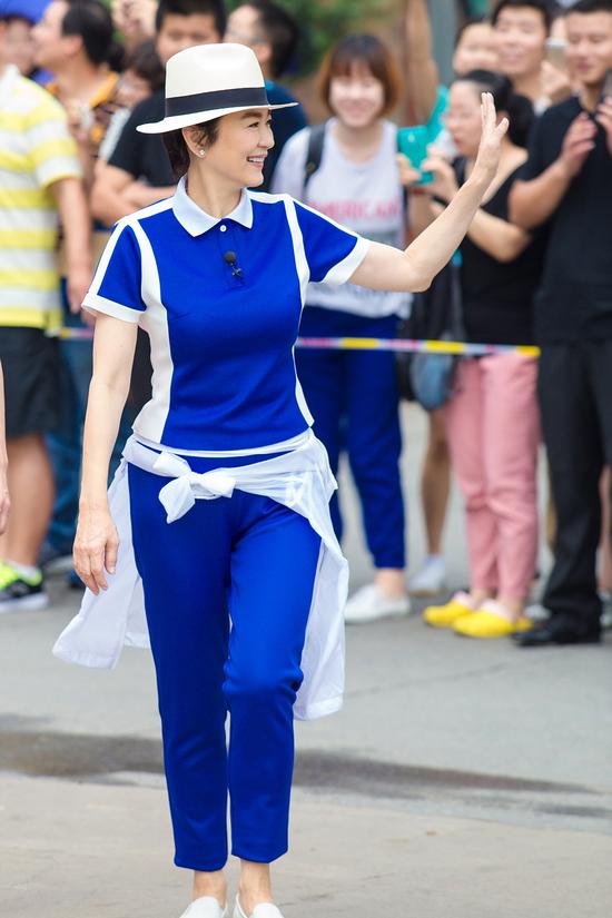 偶像林青霞展巨星魅力 女神爱玩也爱八卦