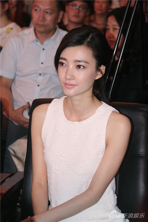王丽坤助阵百人援贵公益在于积少成多
