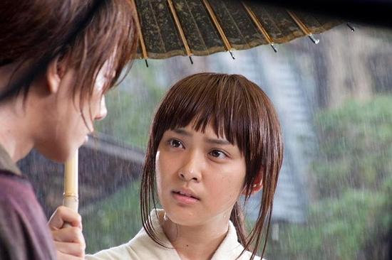 武井咲在《浪客剑心》中演神谷熏