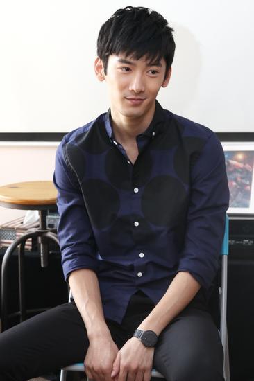 刘芮麟对话新浪娱乐