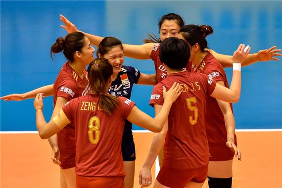 中国女排庆祝