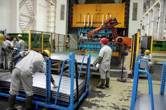 尹同跃创业史：干不成，跳长江！