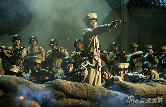 李乃文枪指敌人