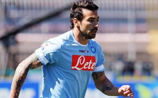 拉维奇曾在那不勒斯效力五年