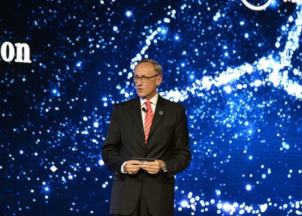 新任北京奔驰总裁兼首席执行官夏博韬先生