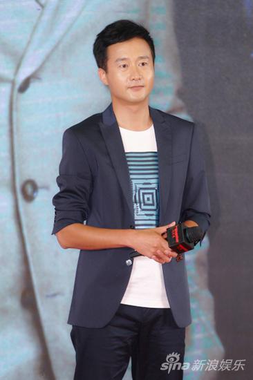 岳旸出席《伪装者》发布会