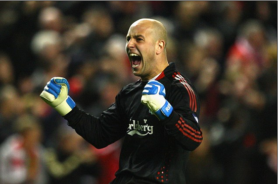 雷纳连续三次获得英超最佳门将