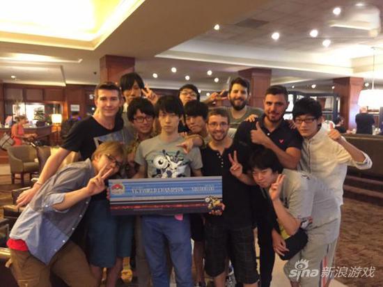 被母亲喊"快去找工作"玩家获《口袋妖怪》世界冠军