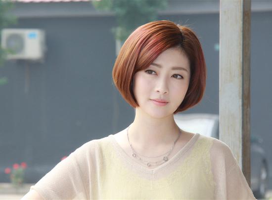 背着奶奶进城热播朱锐成娇贵儿媳妇
