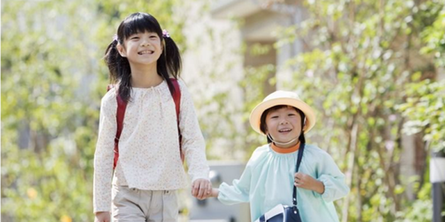 小学入学要求父亲开无罪证明