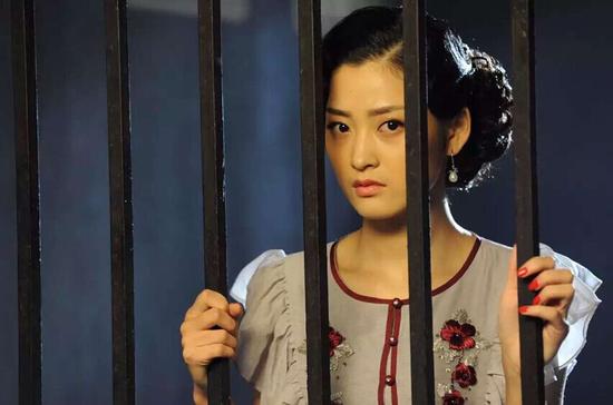 《生死翻盘》热播 肖婷佳化身美女特工