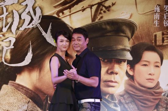 刘青云汤唯现场还原天台跳舞