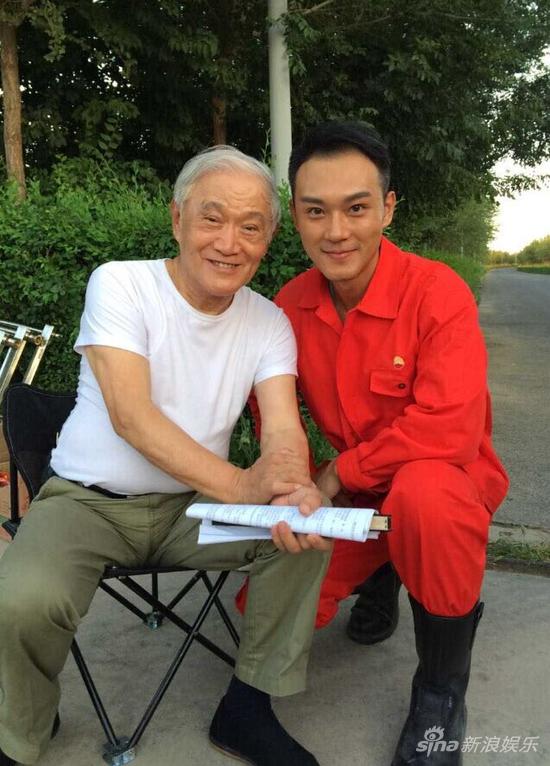 在抗战大戏《硬骨头》后,王俊彭立即赶赴克拉玛依拍摄新戏《西北之北