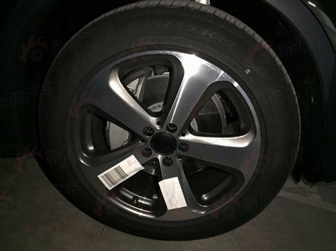 北京奔驰GLC低伪谍照曝光 车身大幅加长