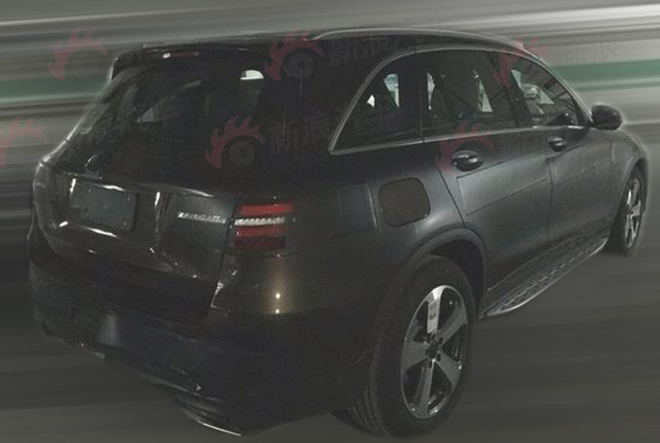 北京奔驰GLC低伪谍照曝光 车身大幅加长