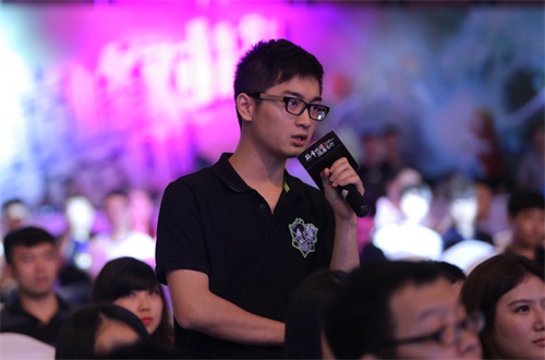 图2：玩家代表提问