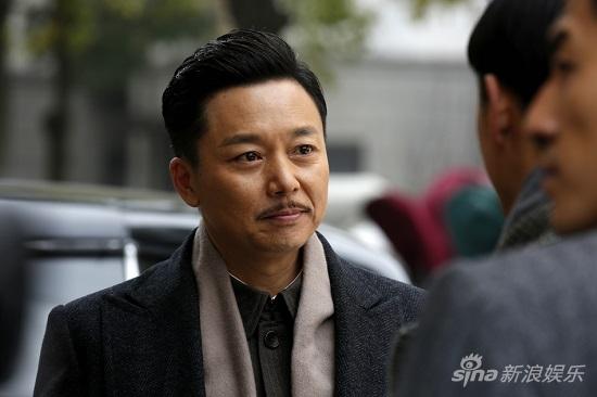 刘奕君饰演王天风