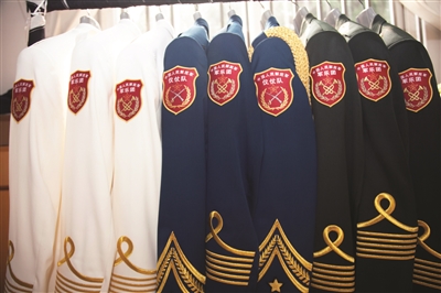 帅气的礼宾服。厂方供图