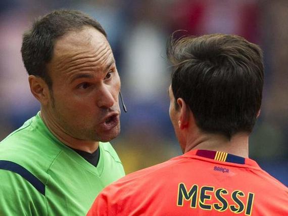 拉奥斯将执法巴萨与马竞比赛