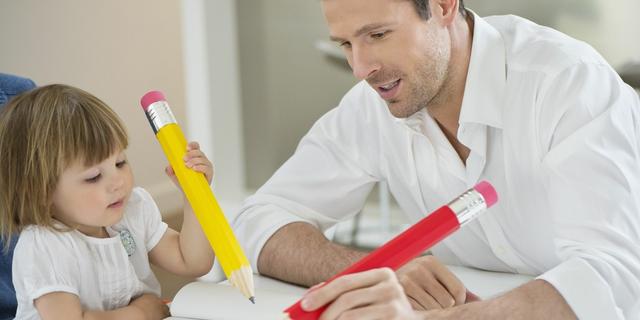 曝光.劣质文具致男孩女性化 