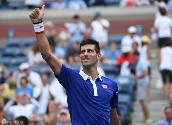 德约科维奇庆祝胜利