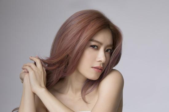 徐怀钰新曲我还是那个我90秒mv曝光