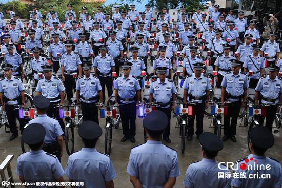 2015年09月01日，云南昆明，昆明市公安局西山分局组建自行车巡逻队。图片来源:CFP