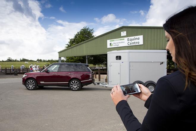 Land Rover Transparent Sense system 07