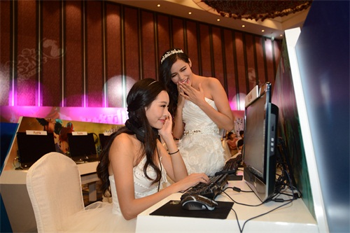 图6：新娘抢先体验