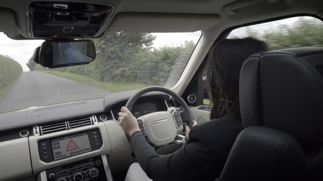 Land Rover Transparent Sense system 03