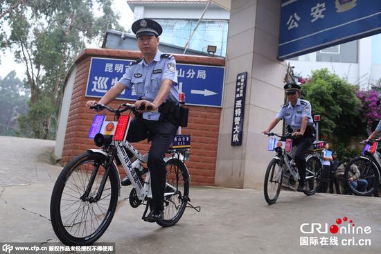 2015年09月01日，云南昆明，昆明市公安局西山分局组建自行车巡逻队。图片来源:CFP