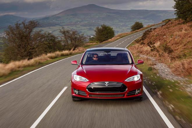 Tesla Model S P85