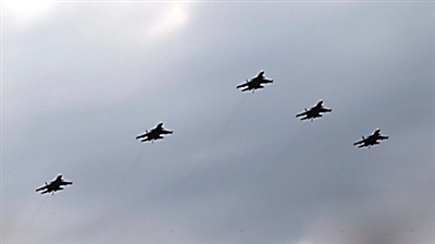 歼—15舰载机梯队