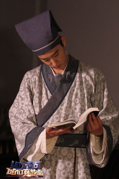 于小彤穿越宋代做书生