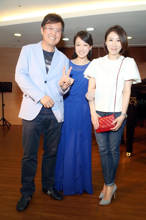 李翊君为女儿办长笛音乐会 欧阳娜娜助阵|李翊君|女儿|欧阳娜娜_新浪