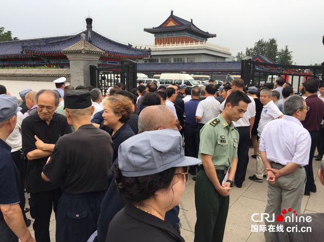 张震遗体告别仪式在八宝山举行图