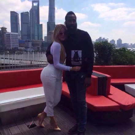 哈登居然悄悄空降上海 还带上了卡戴珊(图)