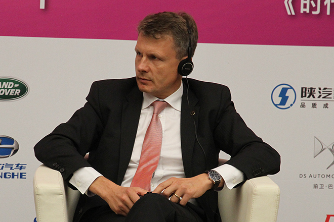 大陆集团执行董事会成员，中国区总裁兼首席执行官 康睿凡