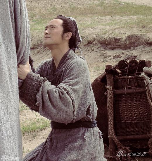 两青年为玩网游盗窃 被抓后哀求民警维护账号