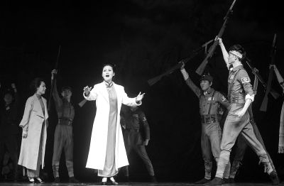 原创歌舞剧《和平使者——抗战中的宋庆龄》